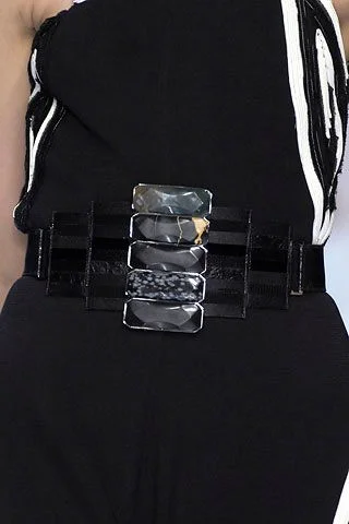 Look 16